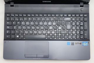 Notebook 15,6" SAMSUNG NP300E5C i5/8GB/SSD240GB/BT