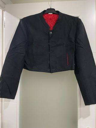 Chaqueta Traje Corto Hombre Negro y Rojo
