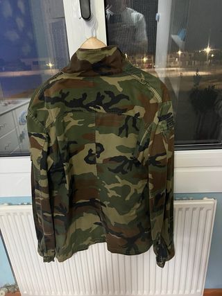 Cazadora militar camuflaje talla 52