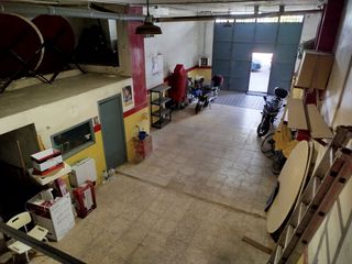 LOCAL COMERCIAL CON TRASTEROS 
