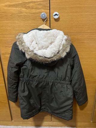 Cazadora niña Primark verde militar,talla 10-11