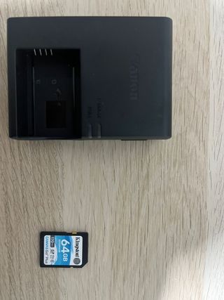 Fotocamera Canon EOS RP + obiettivo RF 24-105 mm