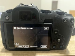 Fotocamera Canon EOS RP + obiettivo RF 24-105 mm