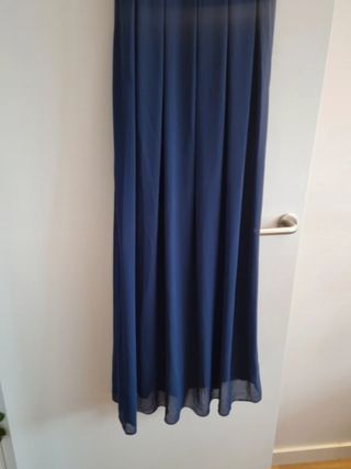 Vestido de fiesta azul con lazo