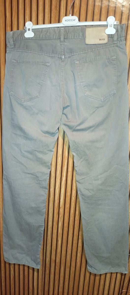 Pantalón chino de hombre Hugo Boss Talla 46 