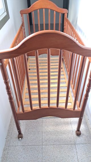 Cuna de bebé madera maciza