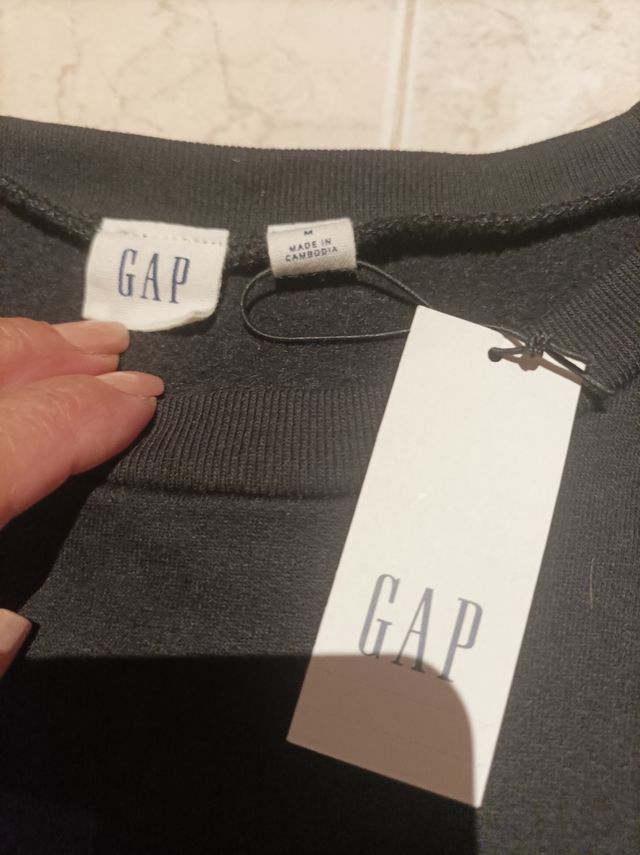 Sudadera GAP Negra Talla M