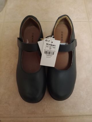 Zapatos colegiala El Corte Inglés talla 37