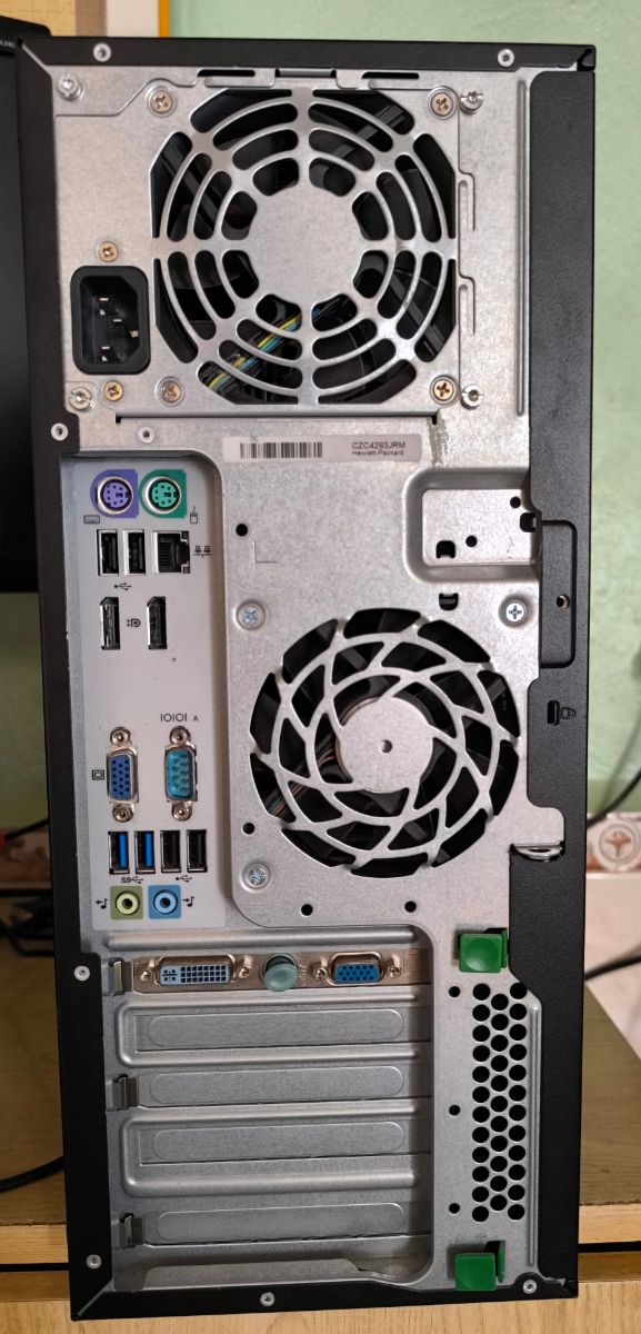  Computer i7, 24 GB di RAM. WIFI SSD W11. Programmi.