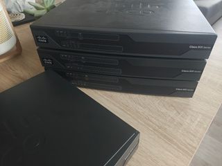Router Cisco 881-K9
