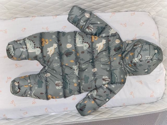 Buzo de bebé dinosaurios