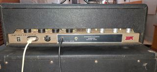 Amplificador Sinmarc B-2280-C Plata