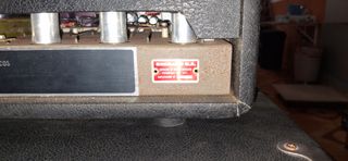 Amplificador Sinmarc B-2280-C Plata