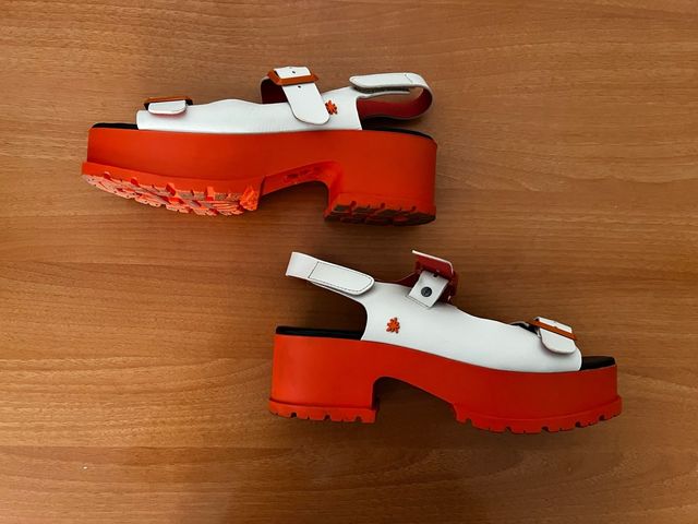 Sandalias de piel The Art Conpany