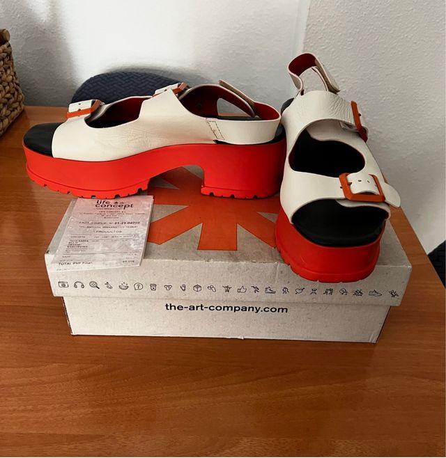 Sandalias de piel The Art Conpany