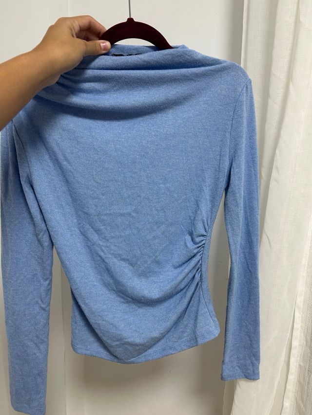 Blusa azul Stradivarius