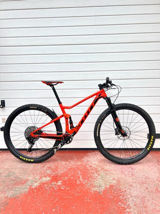 Scott Spark RC Team de Carbono - Bici de alta gama