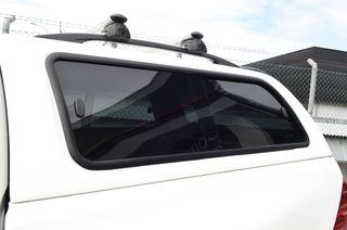Toyota Hilux D-4D Cabina Doble GX Hardtop+Gancho