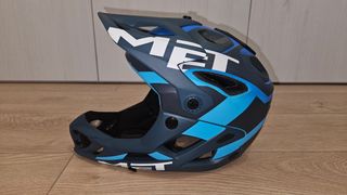 Casco MET Parachute Talla M