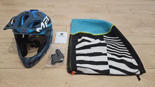 Casco MET Parachute Talla M
