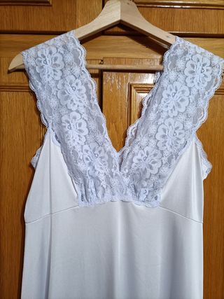 Camisón Vanity Fair largo raso y encaje azul T36