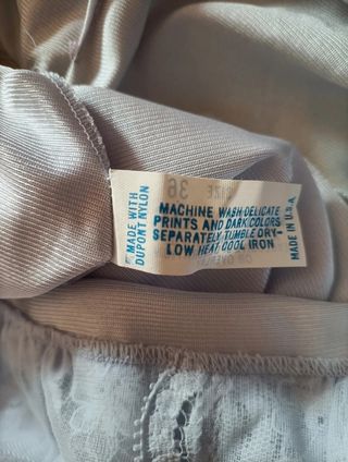 Camisón Vanity Fair largo raso y encaje azul T36