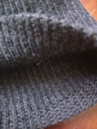 Berretto grigio in lana