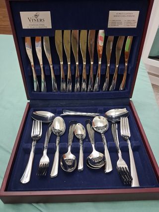 Cubertería Viners 44 piezas para 6 personas