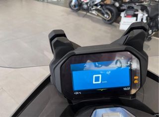 BMW C400GT BLANCA  6800€