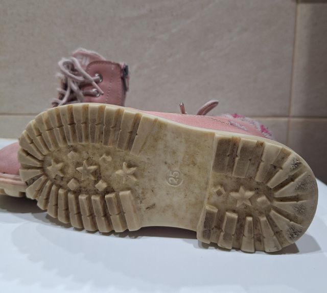 Botas para niña color rosa