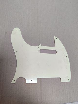 Golpeador Telecaster Crema