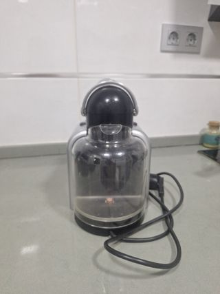Cafetera Nespresso DeLonghi