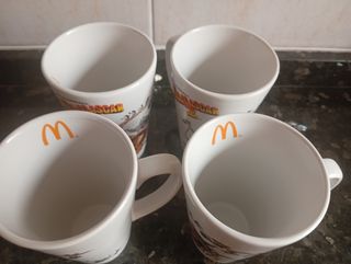 Pack 4 Tazas Madagascar 2