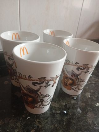 Pack 4 Tazas Madagascar 2