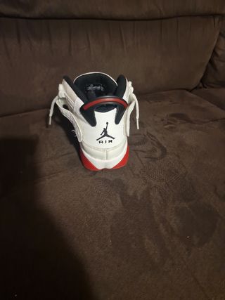 Jordan 6 Rings Blancas y Rojas Talla 38 .Usadas