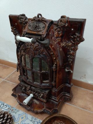 Estufa Salamandra Royal Antigua