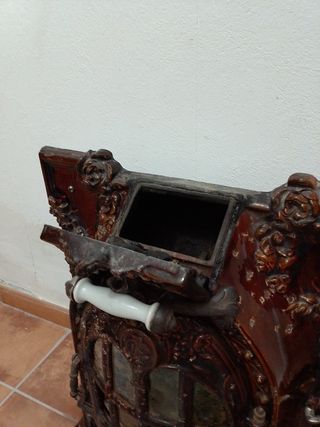 Estufa Salamandra Royal Antigua