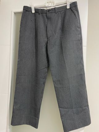 Pantalón de traje corto rayas hombre