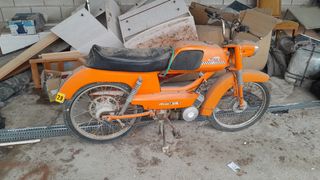 Moto Peugeot 104 49cc con papeles