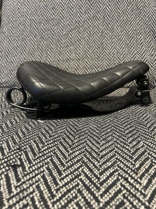 Asiento Harley Davidson Sportster Negro