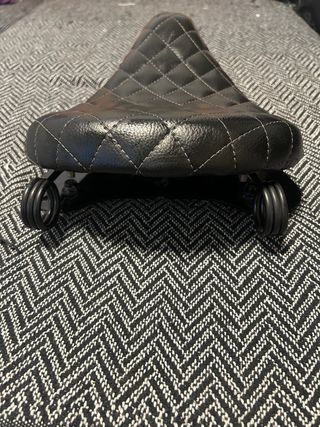 Asiento Harley Davidson Sportster Negro