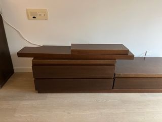 Mueble TV nogal moderno con dos baldas