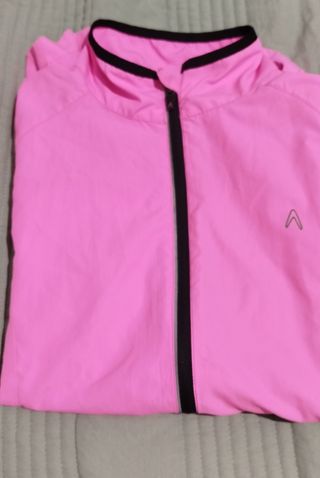 Cortavientos Boomerang Fucsia Talla 16 niña.