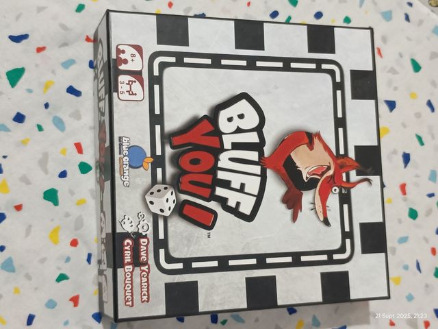 Juego de mesa Bluff You!