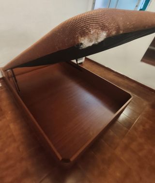Canapé madera 135x180 cm