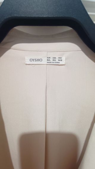 Americana Beige Oysho 

Talla M/L
