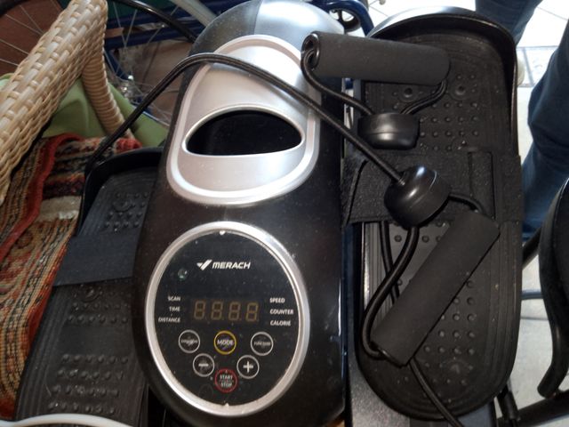 Máquina de Ejercicio Merach