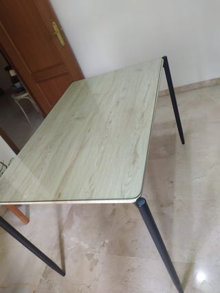 Conjunto comedor mesa y 4 sillas