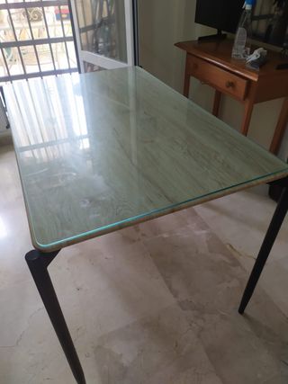 Conjunto comedor mesa y 4 sillas