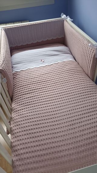 Colcha y protector cuna 60x120